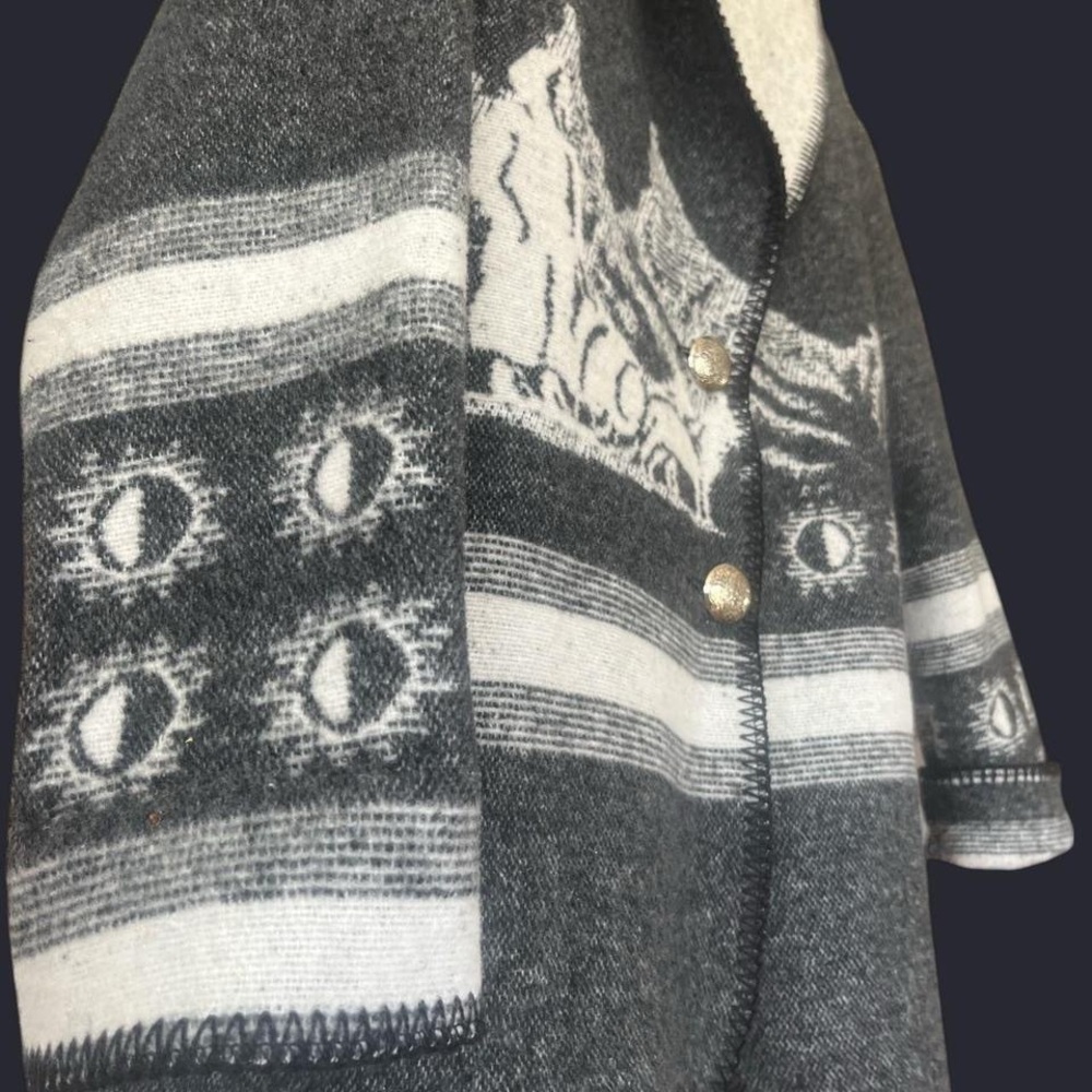 Vintage Gray and White Knit Wool Coat - Picture 6 of 6
